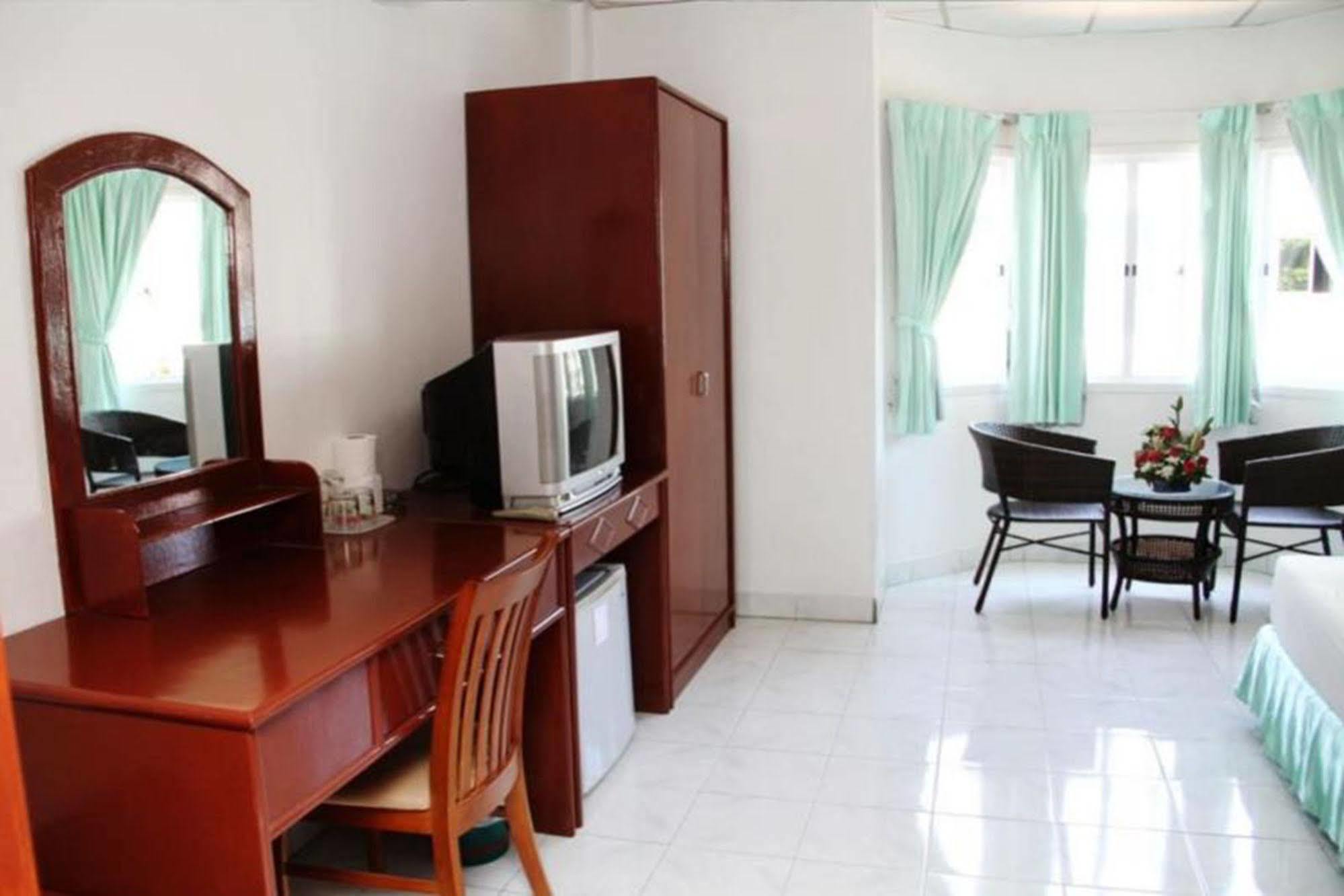 Welcome Inn Hotel @ Karon Beach. Single Room From Only 500 Baht Phuket Dış mekan fotoğraf