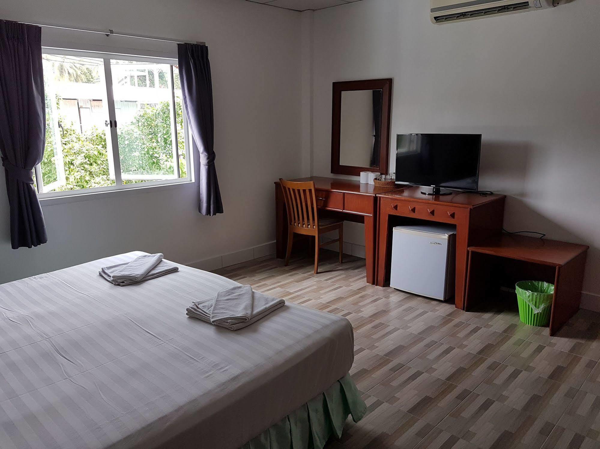 Welcome Inn Hotel @ Karon Beach. Single Room From Only 500 Baht Phuket Dış mekan fotoğraf