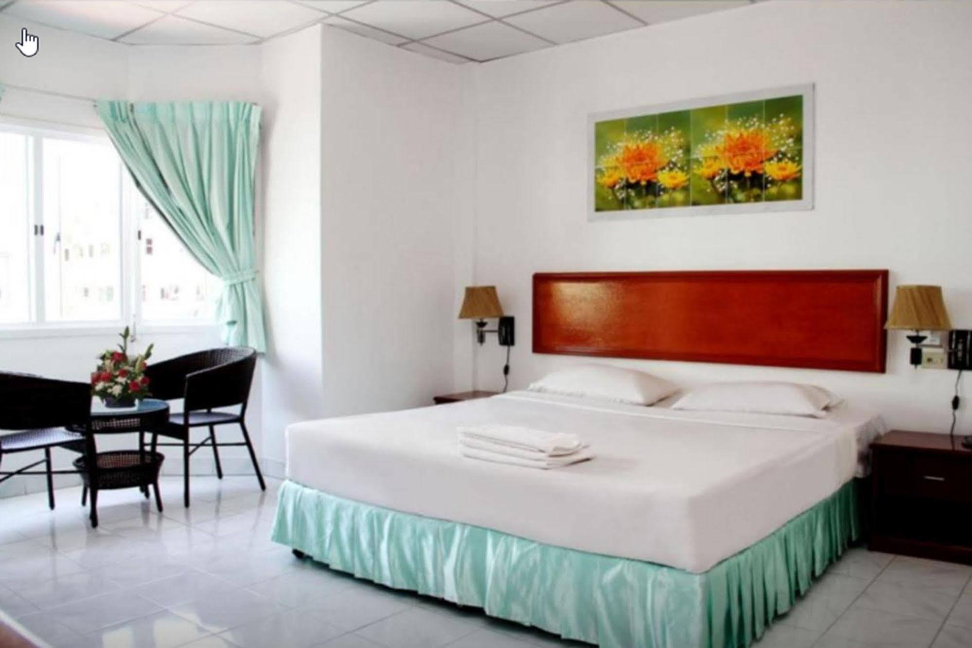 Welcome Inn Hotel @ Karon Beach. Single Room From Only 500 Baht Phuket Dış mekan fotoğraf